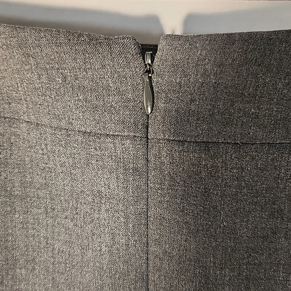 Talbots lightweight wool skirt with pockets size 12 - Picture 4 of 7